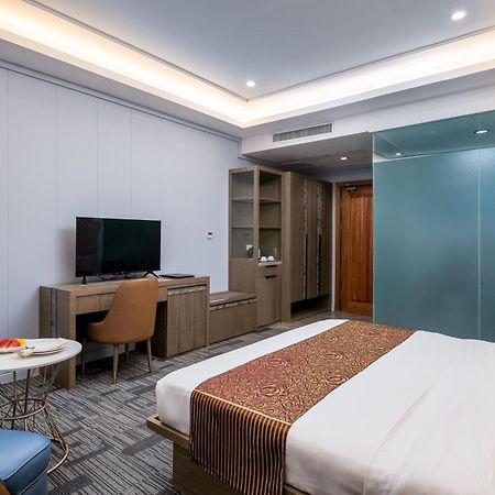 Sunlight Hotel Puerto Princesa Екстер'єр фото
