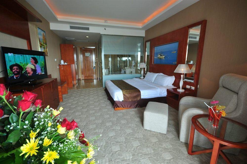 Sunlight Hotel Puerto Princesa Екстер'єр фото