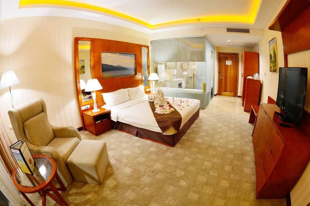 Sunlight Hotel Puerto Princesa Екстер'єр фото