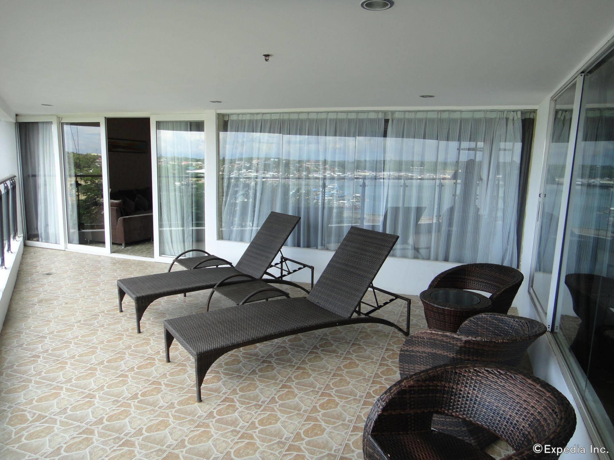 Sunlight Hotel Puerto Princesa Екстер'єр фото